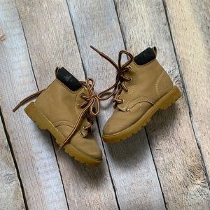 Baby brown lace up boots size 4